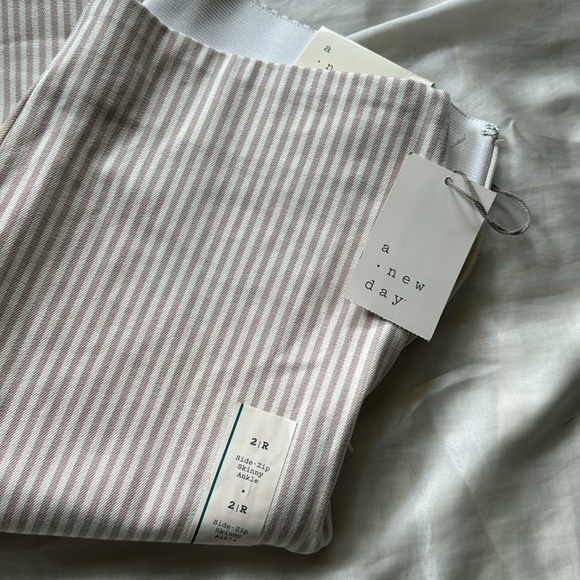 NWT a new day skinny ankle pants - Picture 2 of 7